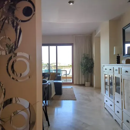 Seafront Duplex Penthouse * Μαρμπέλλα