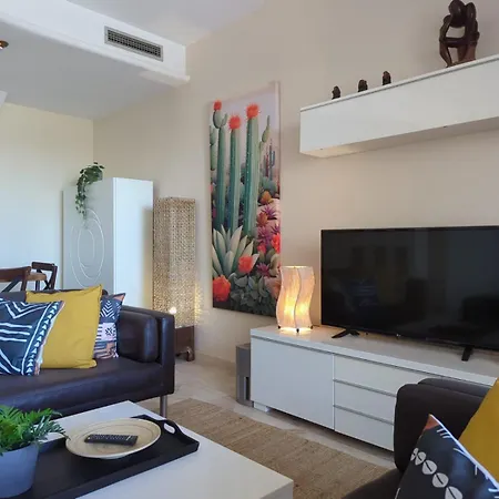 Seafront Duplex Penthouse Daire *