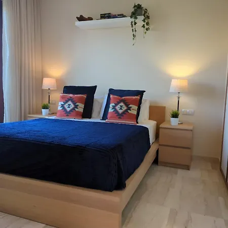 Seafront Duplex Penthouse * Μαρμπέλλα
